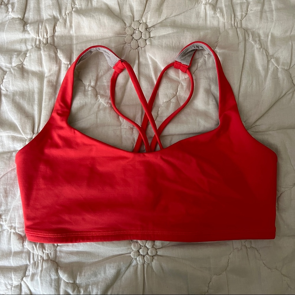 Lululemon Free To Be Bra - Size 6 Coral